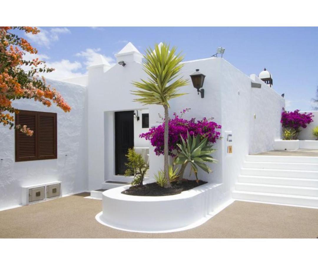 Puerto Chico I And J Apartment Playa Blanca  Exterior photo